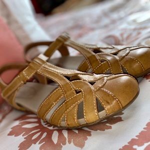 Brown Baretraps Sandals